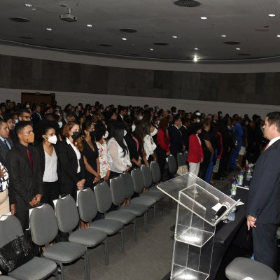 [OAB-BA entrega mais de 300 carteiras a jovens advogados e advogadas]