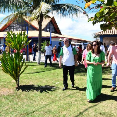 [OAB-BA planta baobá em homenagem a Esperança Garcia no Clube dos Advogados ]