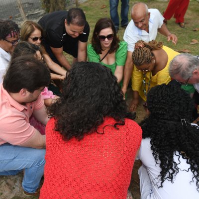 [OAB-BA planta baobá em homenagem a Esperança Garcia no Clube dos Advogados ]