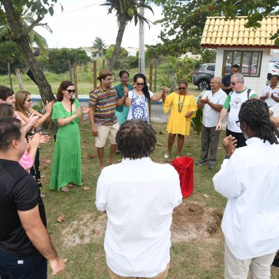 [OAB-BA planta baobá em homenagem a Esperança Garcia no Clube dos Advogados ]