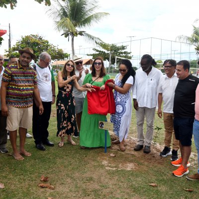 [OAB-BA planta baobá em homenagem a Esperança Garcia no Clube dos Advogados ]