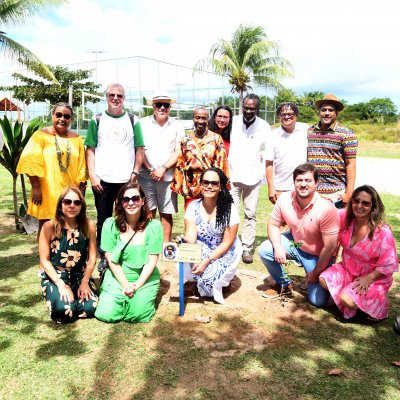 [OAB-BA planta baobá em homenagem a Esperança Garcia no Clube dos Advogados ]