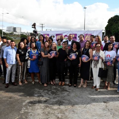 [OAB da Bahia participa de lançamento de campanha de combate à violência contra a mulher no trânsito]