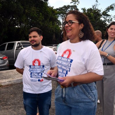 [OAB da Bahia participa de lançamento de campanha de combate à violência contra a mulher no trânsito]