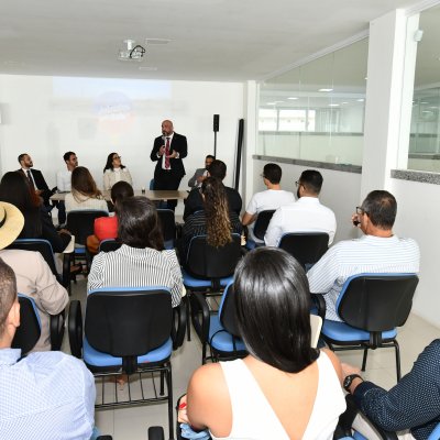 [Juizados pela Bahia visita subseção de Gandu ]