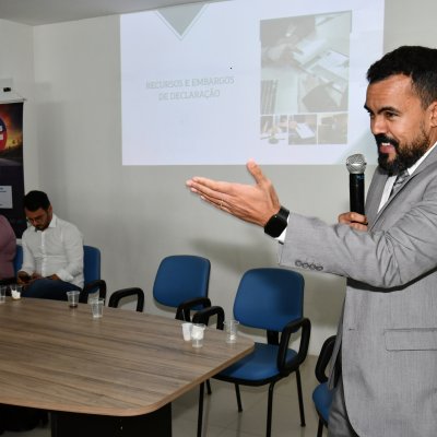 [Juizados pela Bahia visita subseção de Gandu ]