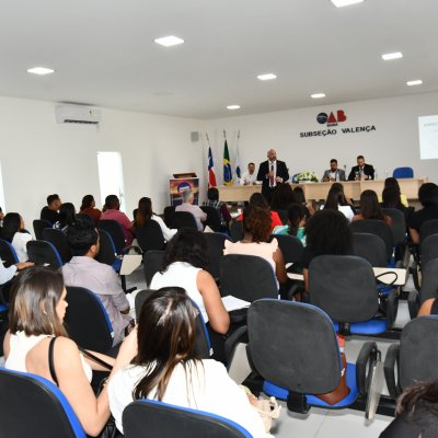 [Juizados pela Bahia visita subseção de Valença ]