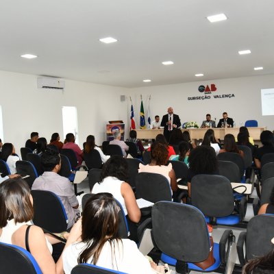 [Juizados pela Bahia visita subseção de Valença ]