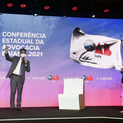 [Conferência: Palestrantes destacam lutas dirigidas pela OAB em prol da democracia]