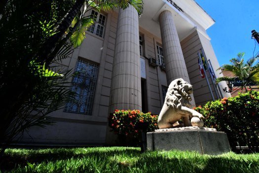 [OAB-BA lança canal de denúncias contra falta de atendimento à advocacia durante greve do Judiciário]