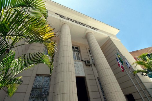 [OAB-BA suspende preventivamente o advogado João Neto]
