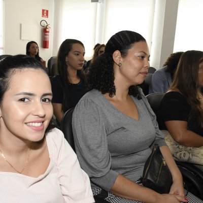 [Roda de conversa sobre a maternidade e a carreira jurídica]