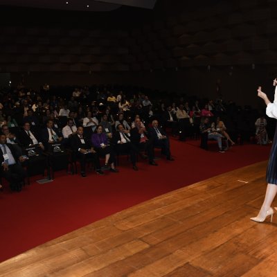 [Daniela Borges abriu 1ª Jornada Baiana de Direito, em Itabuna]