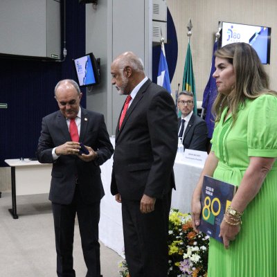 [Solenidade de entrega da Medalha Comemorativa dos 80 Anos da Justiça do Trabalho - 24.01.2023]