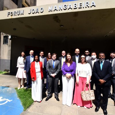 [Visita ao Fórum João Mangabeira em Vitoria da Conquista ]