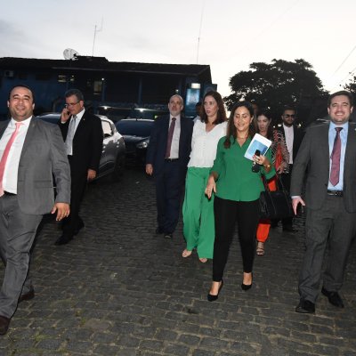 [OAB-BA desagravou advogado Pablo Paixão em frente ao Comando da PM em Gandu]