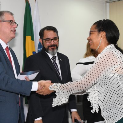 [OAB-BA entrega carteiras da Ordem a novos advogados dia 26/11]