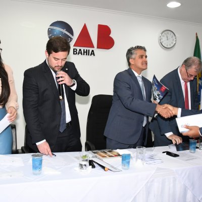 [OAB-BA entrega carteiras da Ordem a novos advogados dia 26/11]