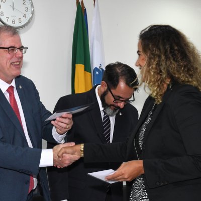 [OAB-BA entrega carteiras da Ordem a novos advogados dia 26/11]