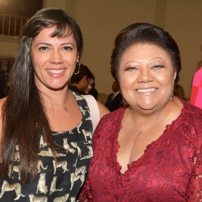 [Esmeralda Oliveira é condecorada com a Ordem do Mérito Judiciário do Trabalho da Bahia – Comenda Ministro Coqueijo Costa]