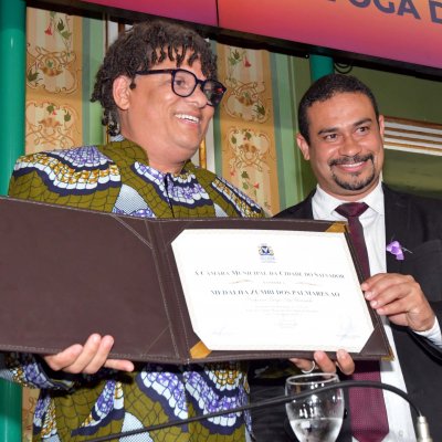 [Sérgio São Bernardo é condecorado com a Medalha Zumbi dos Palmares na Câmara Municipal de Salvador]