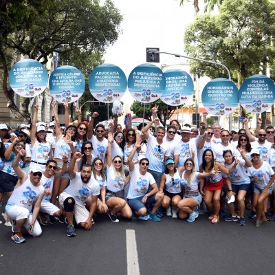 [Mais de 700 advogados esbanjam fé e energia na Lavagem do Bonfim]