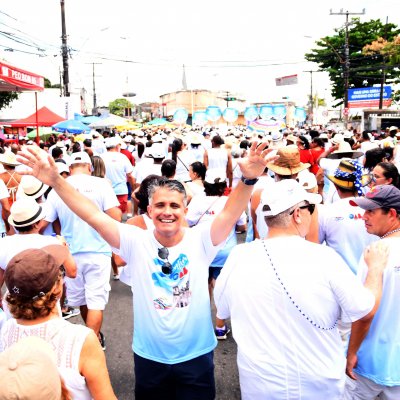 [Mais de 700 advogados esbanjam fé e energia na Lavagem do Bonfim]