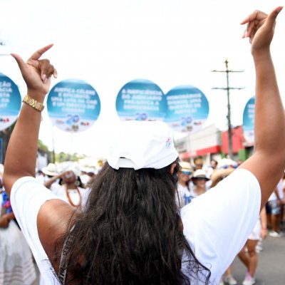 [Mais de 700 advogados esbanjam fé e energia na Lavagem do Bonfim]