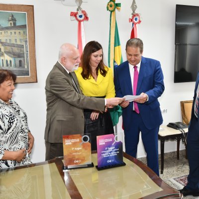 [Diretoria da OAB-BA faz visita  institucional ao presidente do TJ-BA  em agradecimento à criação do Órgão Especial da Corte]