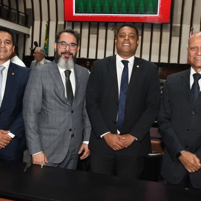 [Thomas Bacellar recebe Comenda 2 de Julho na ALBA]