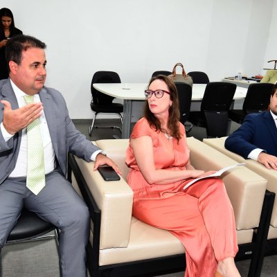 [OAB-BA e a Subseção de Vitória da Conquista se reúnem com o presidente do TRE-BA]