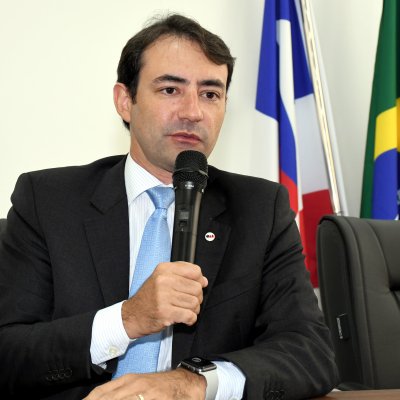 [OAB-BA realiza entrega de carteiras de estagiários]