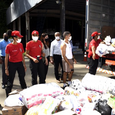 [Em nova doação, OAB-BA entrega sete toneladas de donativos para vítimas de enchentes no extremo sul]