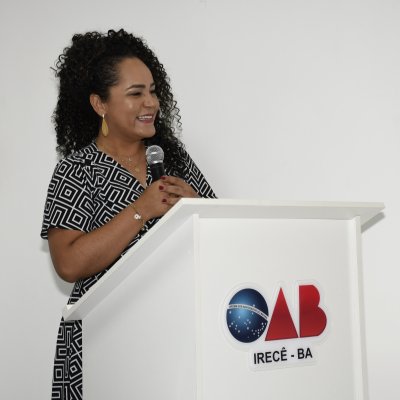 [Em solenidade histórica, Leonellea Pereira é empossada primeira presidente mulher da OAB de Irecê]