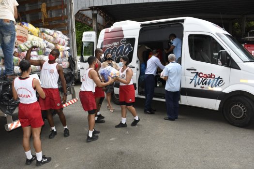 [OAB-BA entrega donativos destinados a vítimas de enchentes no extremo sul]