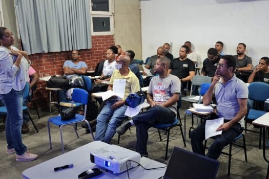 [OAB-BA realiza ciclo de palestras em escola Newton Sucupira]